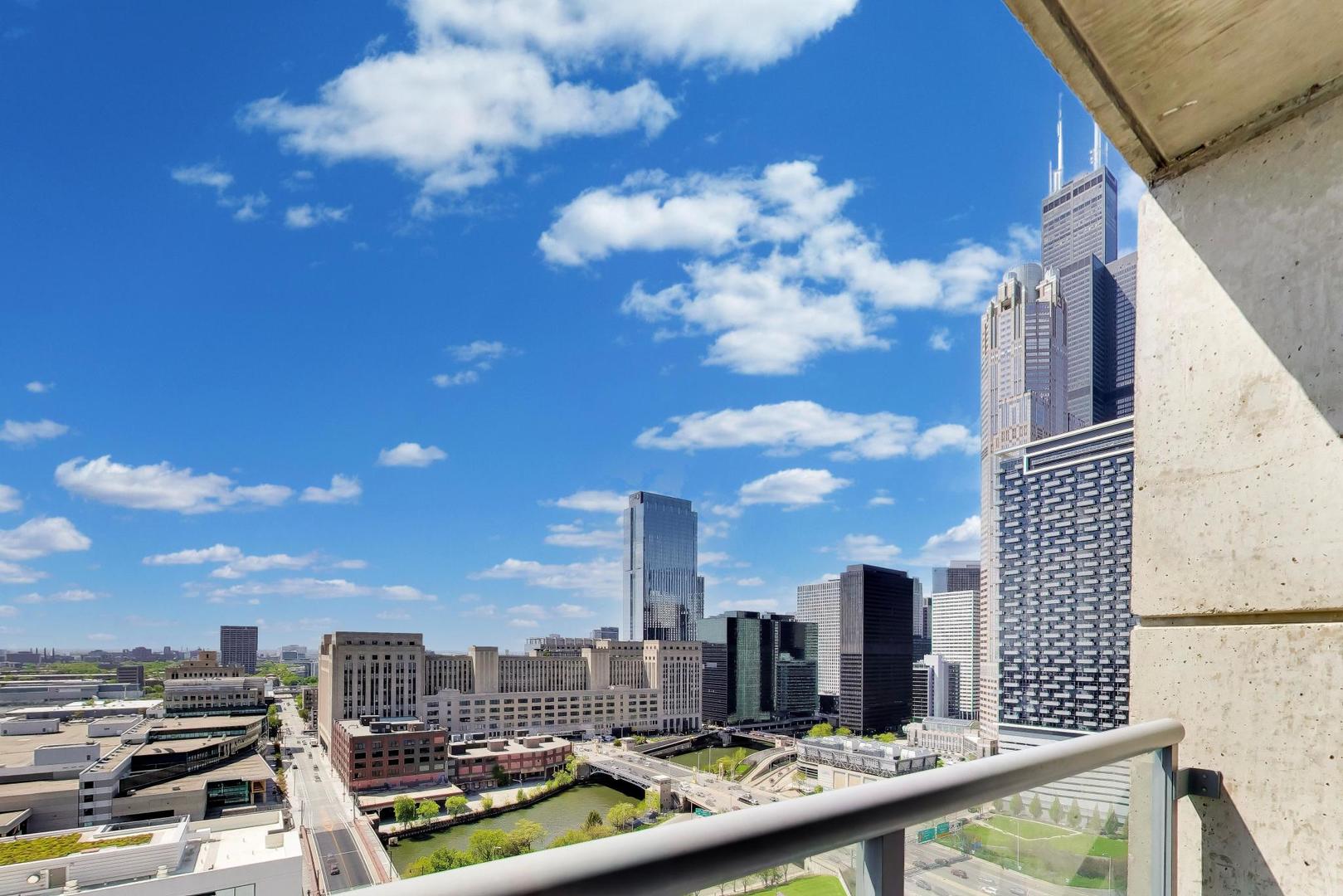 611 South Wells Street, Unit 2204 Chicago, IL 60607 - Photo 25 of 33