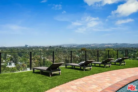 $1,995,000 | 6426 Ellenview Avenue, West Hills, CA 91307