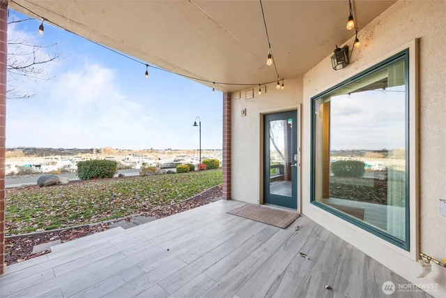 a view of a house with a outdoor space