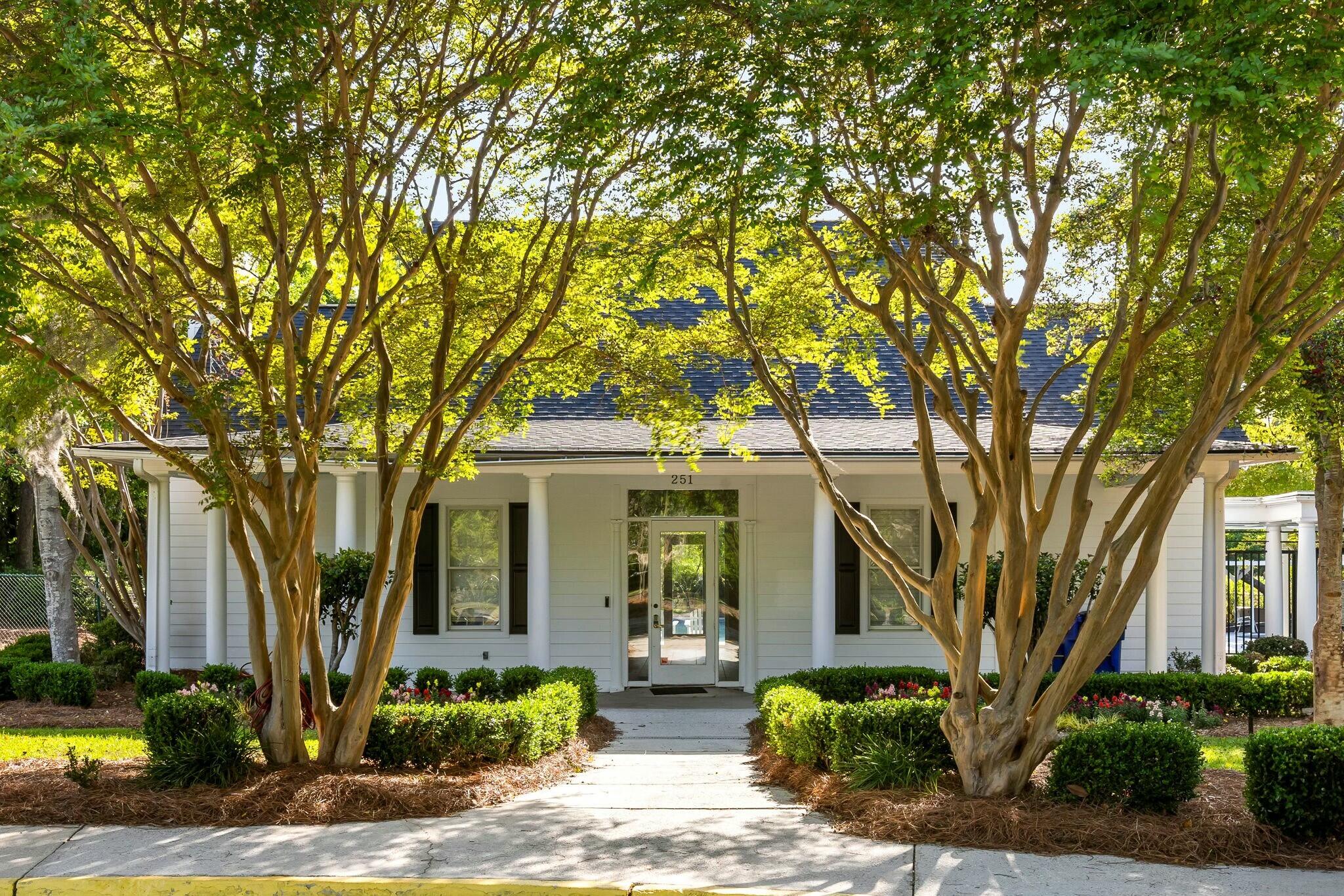 540 Castle Hall Road Mount Pleasant, SC 29464 - Photo 28 of 32 Clubhouse