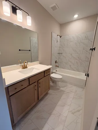 $545,950 | 5051 Fairy Mdw Cove, Arlington, TN 38002