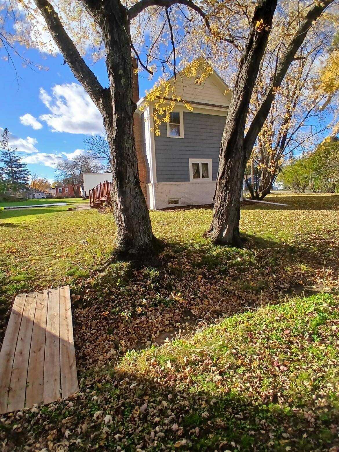 1504 East 39th Street Hibbing, MN 55746 - Photo 13 of 20