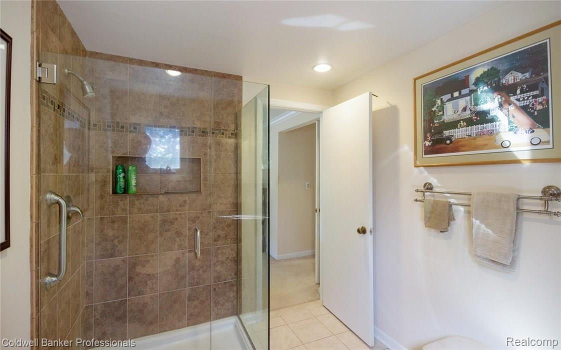 35846 Congress Road Farmington, MI 48335 - Photo 22 of 30 28.jpg