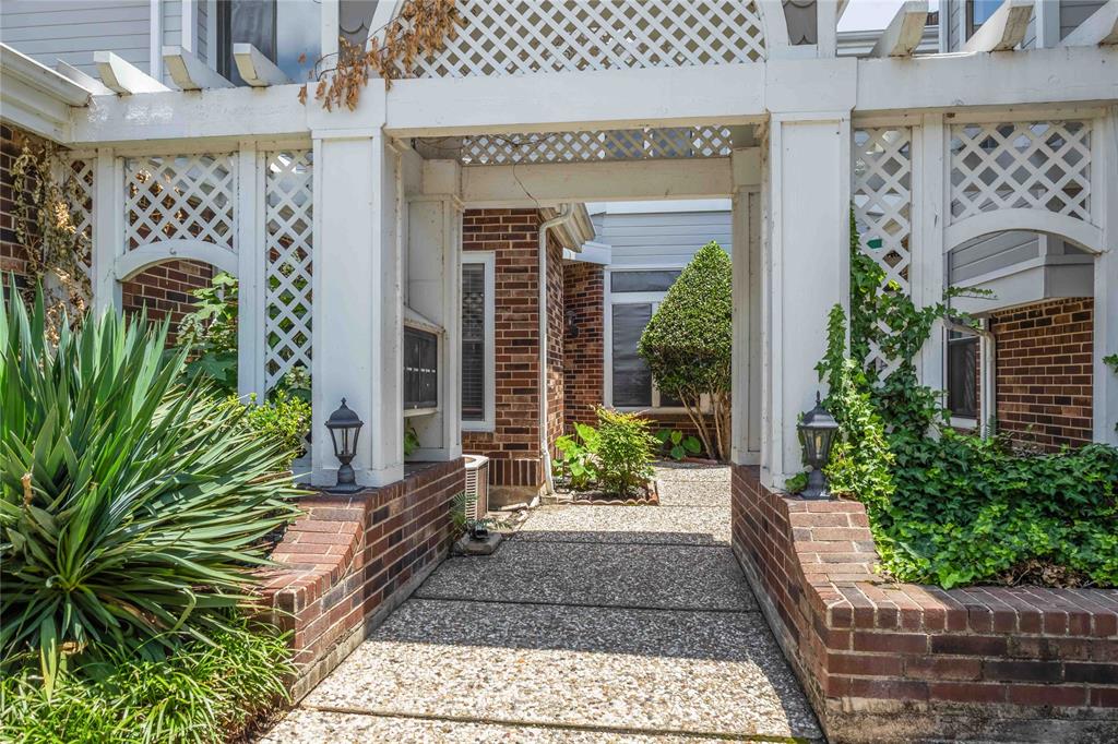 9961 Waterfront Trail, Unit 9961 Rowlett, TX 75087 - Photo 2 of 35