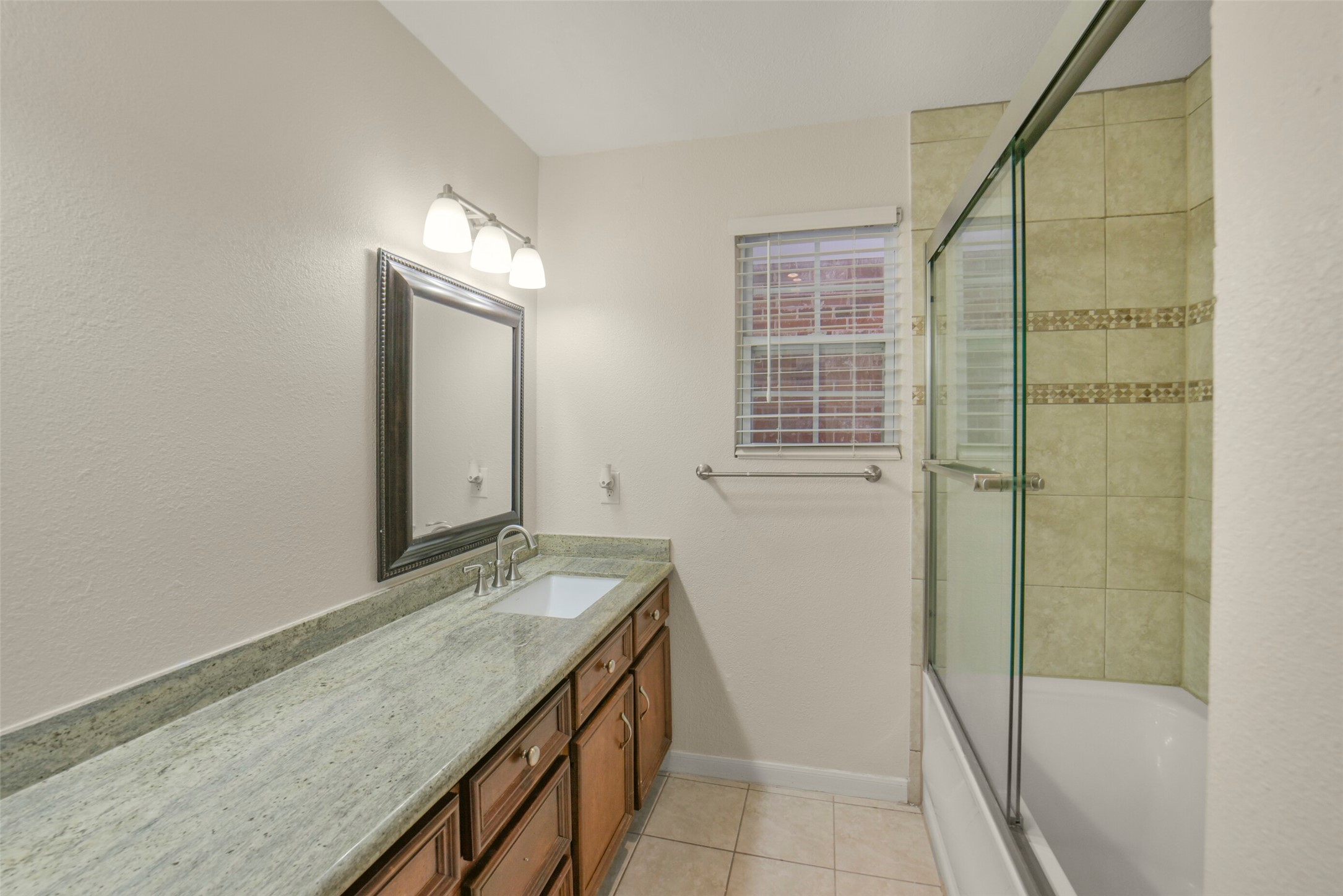 5707 Innsbruck Street Bellaire, TX 77401 - Photo 26 of 35