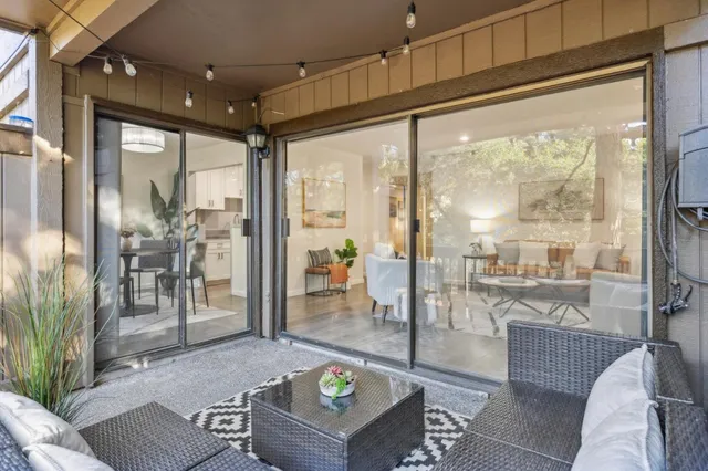 $865,000 | 3350 La Mesa Drive, Unit 4, San Carlos, CA 94070