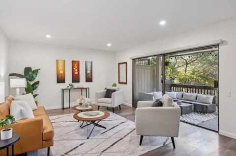 $865,000 | 3350 La Mesa Drive, Unit 4, San Carlos, CA 94070