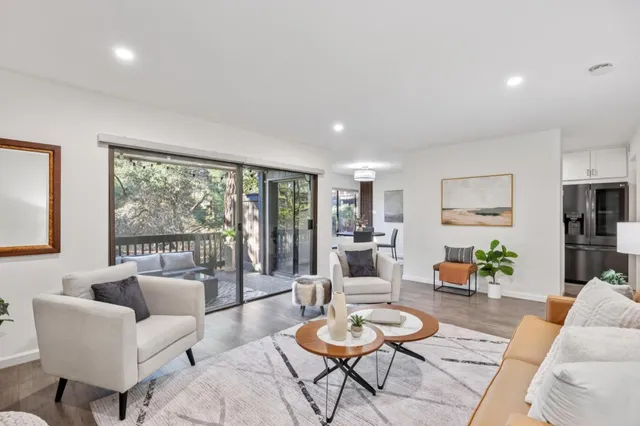 $865,000 | 3350 La Mesa Drive, Unit 4, San Carlos, CA 94070