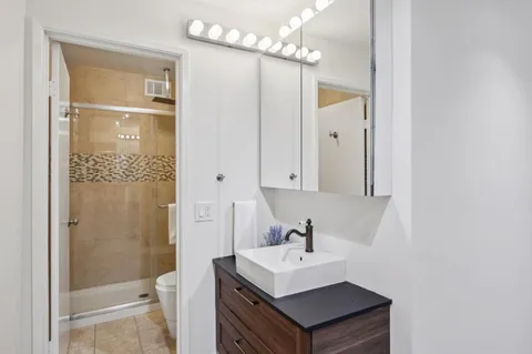 $865,000 | 3350 La Mesa Drive, Unit 4, San Carlos, CA 94070