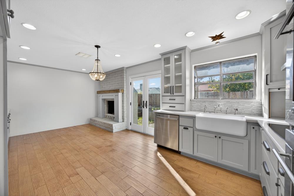 7019 Forbs Way Citrus Heights, CA 95610 - Photo 12 of 56