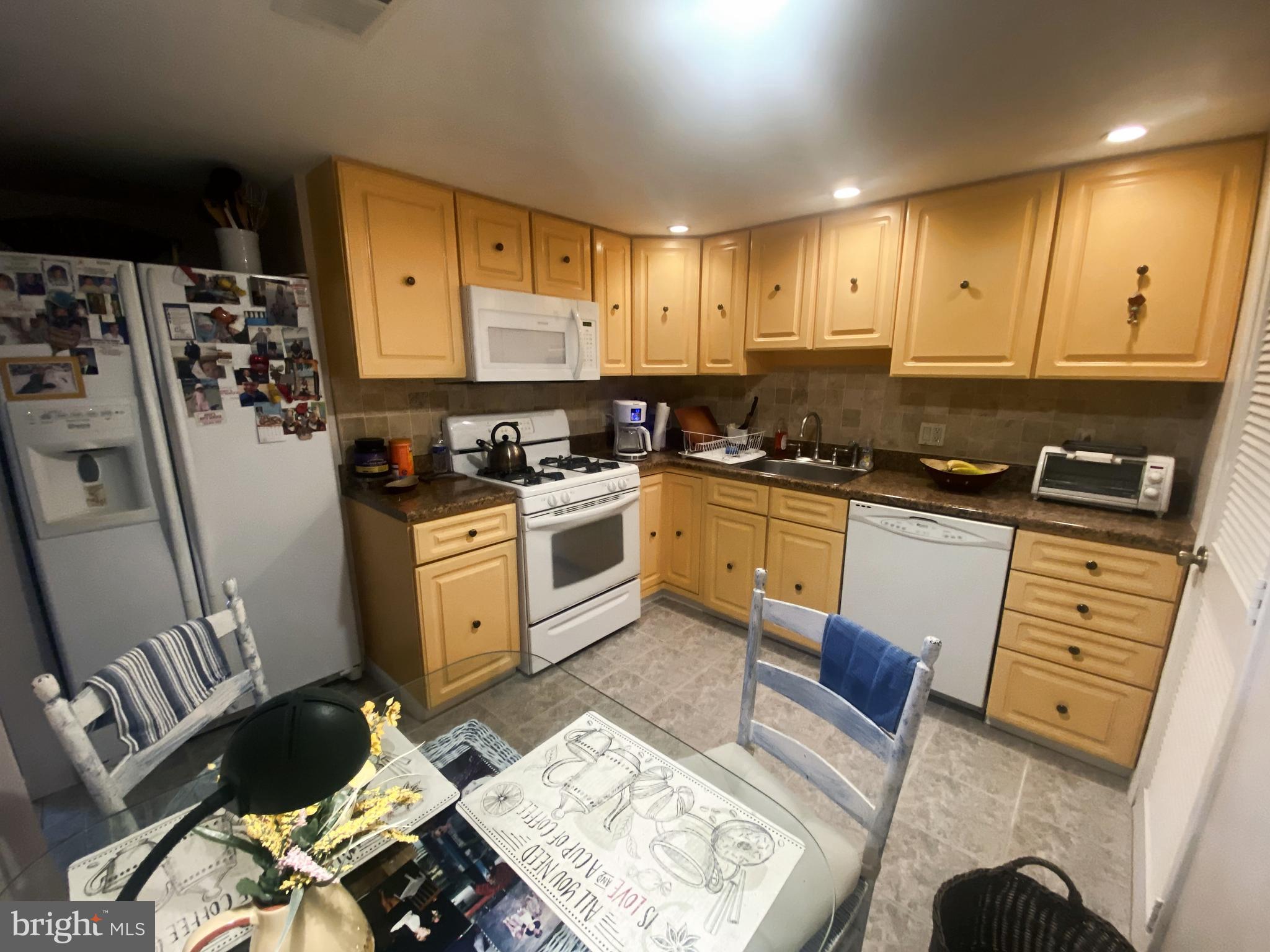 441 Tomlinson Road, Unit C6 Philadelphia, PA 19116 - Photo 10 of 24 Gallery Image 10