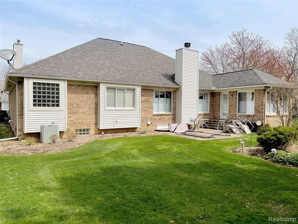 560 Misty Brook Lane Rochester Hills, MI 48307 - Photo 40 of 42