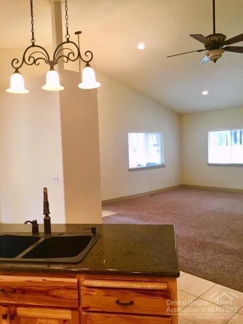 59893 Navajo Road Bend, OR 97702 - Photo 6 of 13 Gallery Image 6