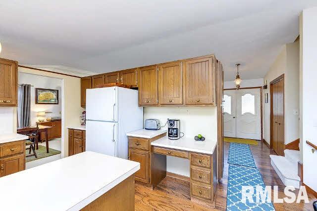 18420 Deer Hill Road Pleasant Valley, IA 52767 - Photo 12 of 24 Gallery Image 12