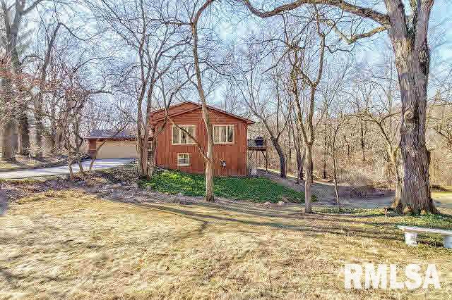 18420 Deer Hill Road Pleasant Valley, IA 52767 - Photo 3 of 24 Gallery Image 3