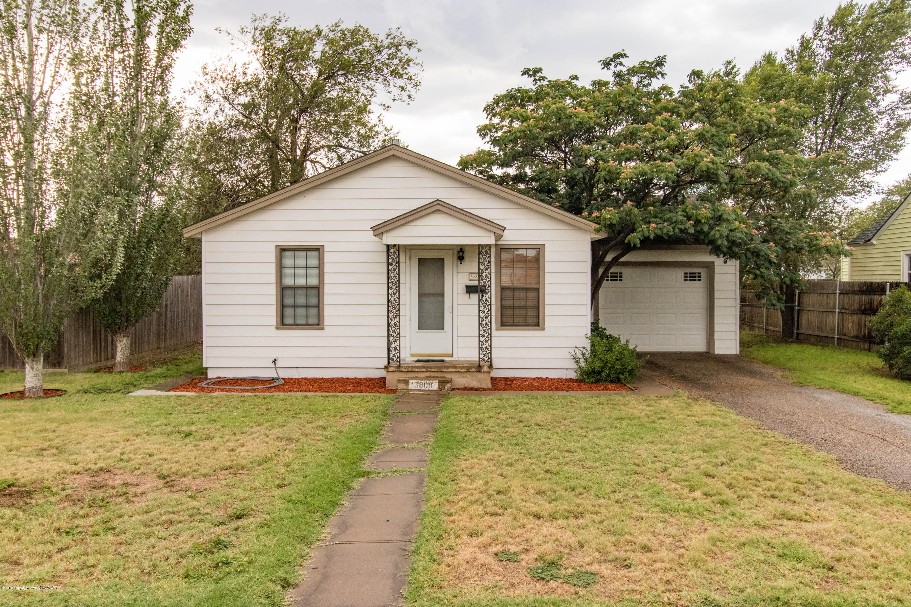 3808 South Hayden Street Amarillo, TX 79110 - Photo 1 of 21 001