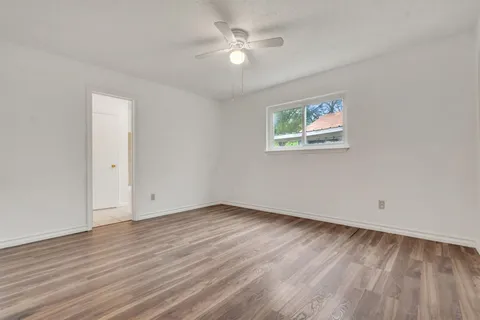 $199,000 | 807 Travis Street, Lockhart, TX 78644