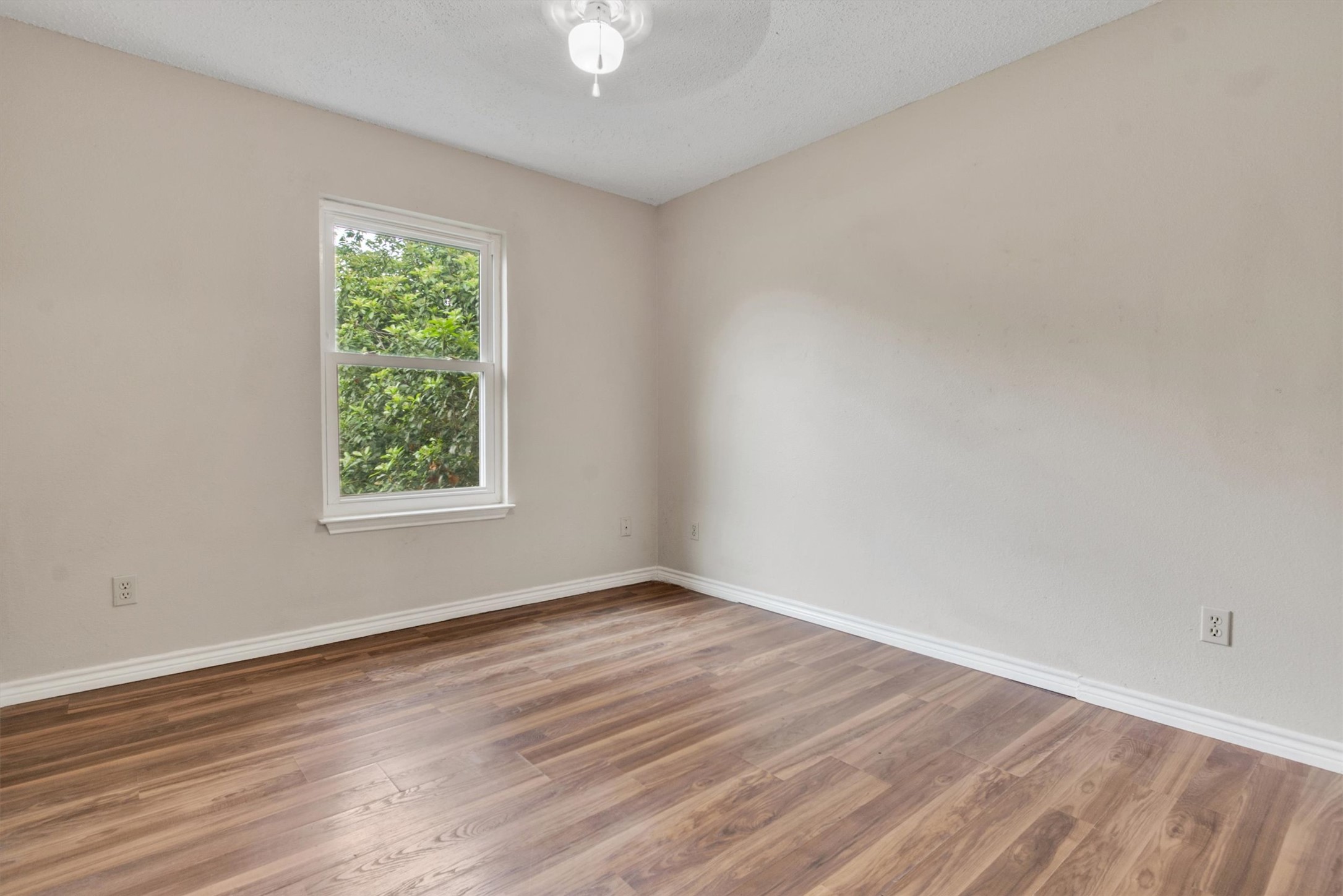 807 Travis Street Lockhart, TX 78644 - Photo 17 of 20