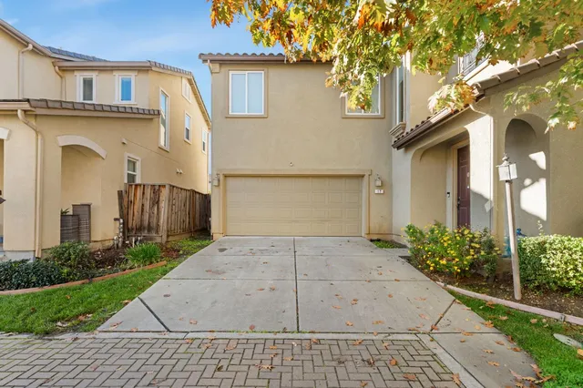 $499,500 | 17 Narwal Place, Sacramento, CA 95835