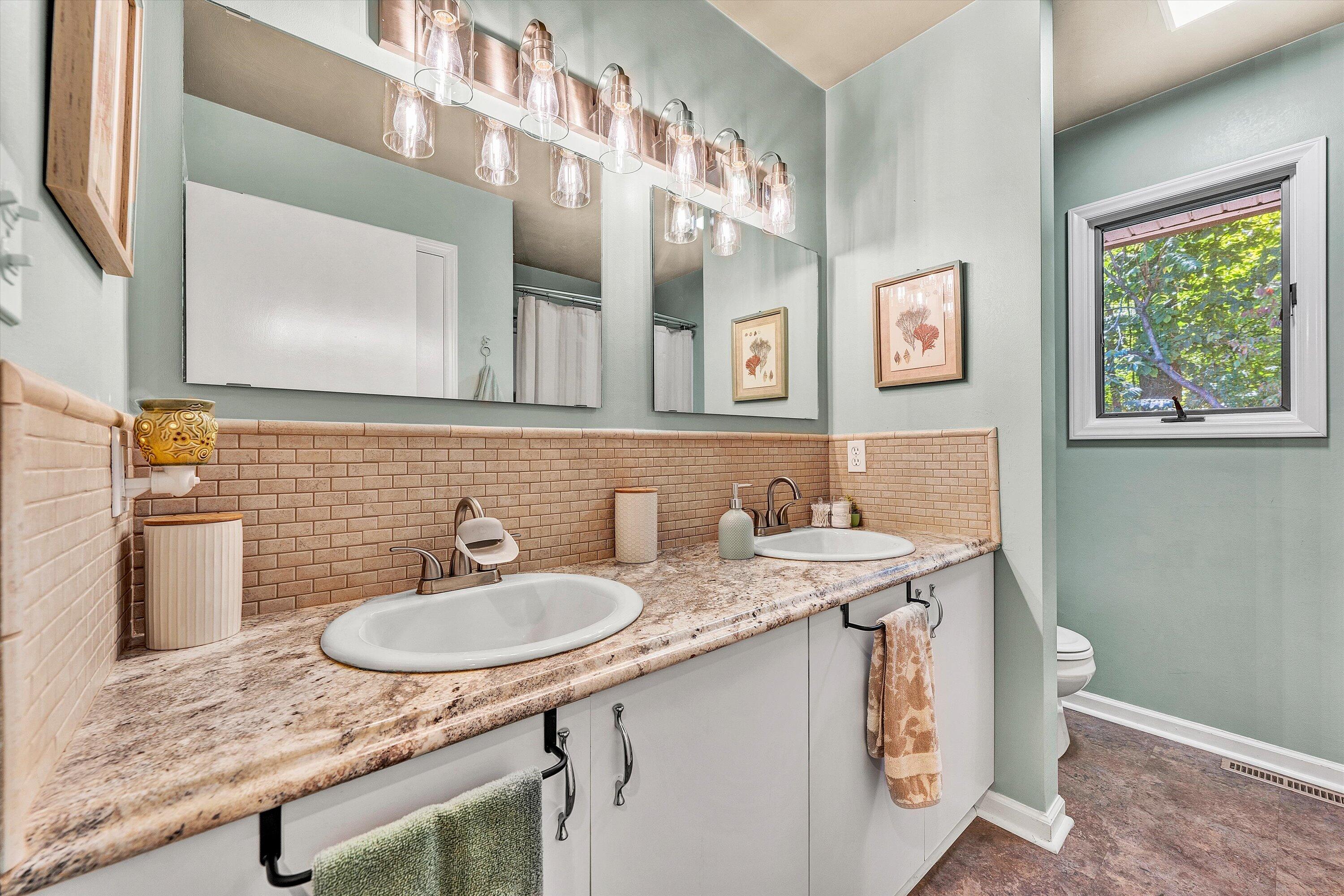 4625 Twelve Oclock Knob Road Roanoke, VA 24018 - Photo 24 of 70 24-SGP-08844