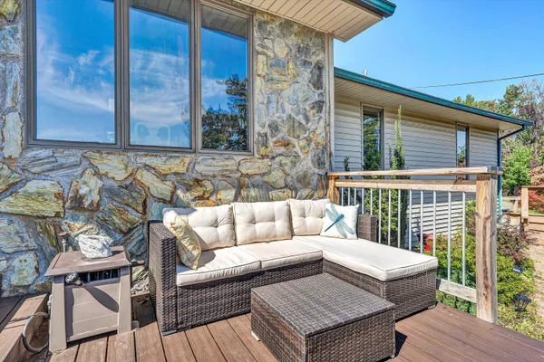 $465,000 | 4625 Twelve Oclock Knob Road, Roanoke, VA 24018