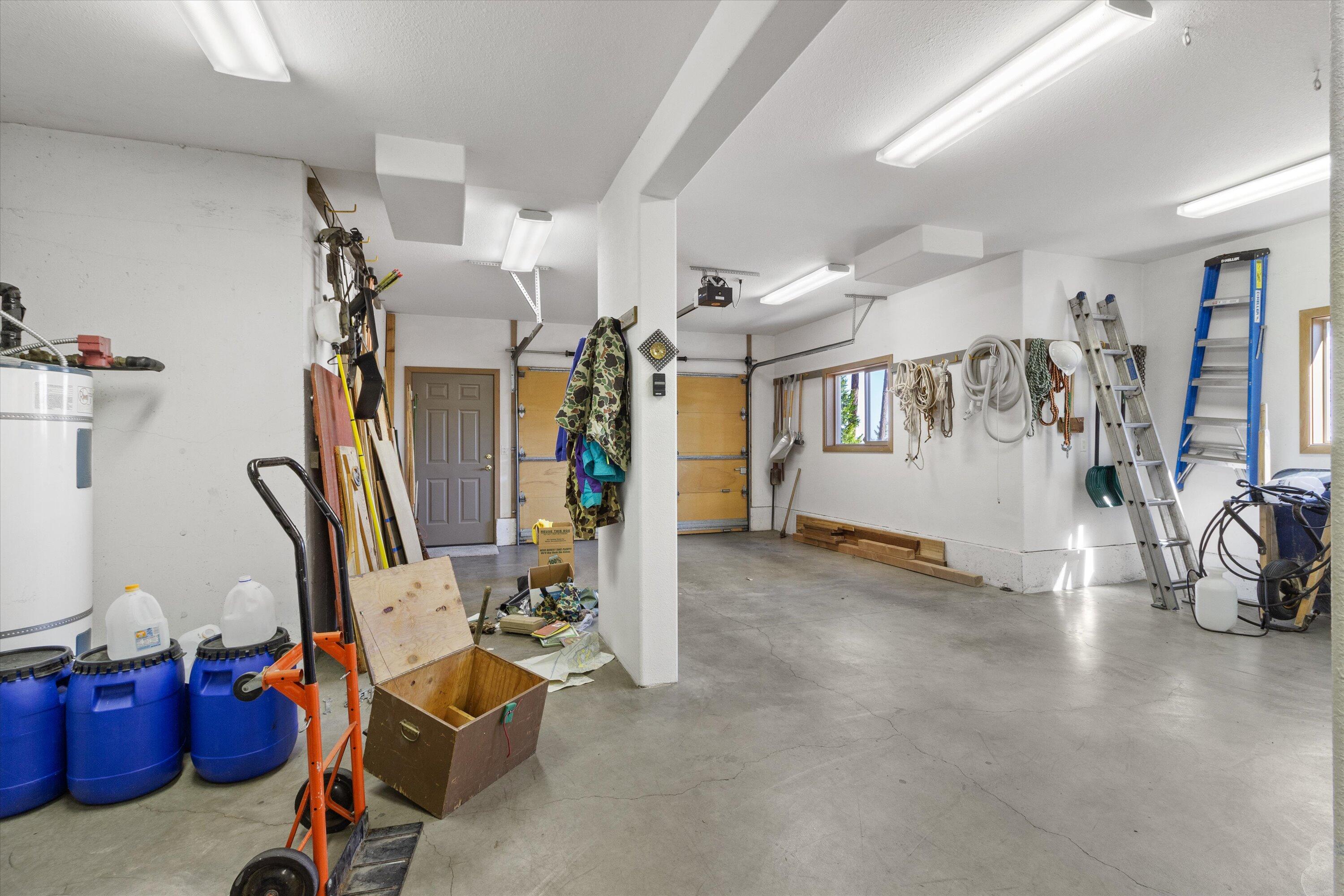 2801 Old Military Road Central Point, OR 97502 - Photo 37 of 49 a view of a room with gym equipment