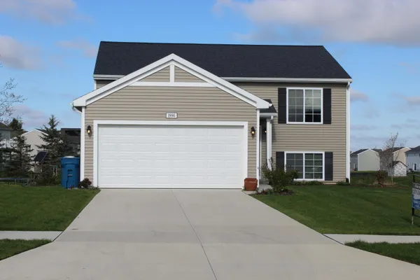 $420,000 | 1996 Orlov Drive, Hudsonville, MI 49426