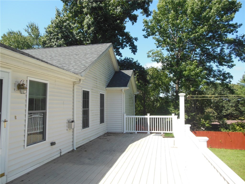 4 Schilke Drive Westerly, RI 02891 - Photo 14 of 17