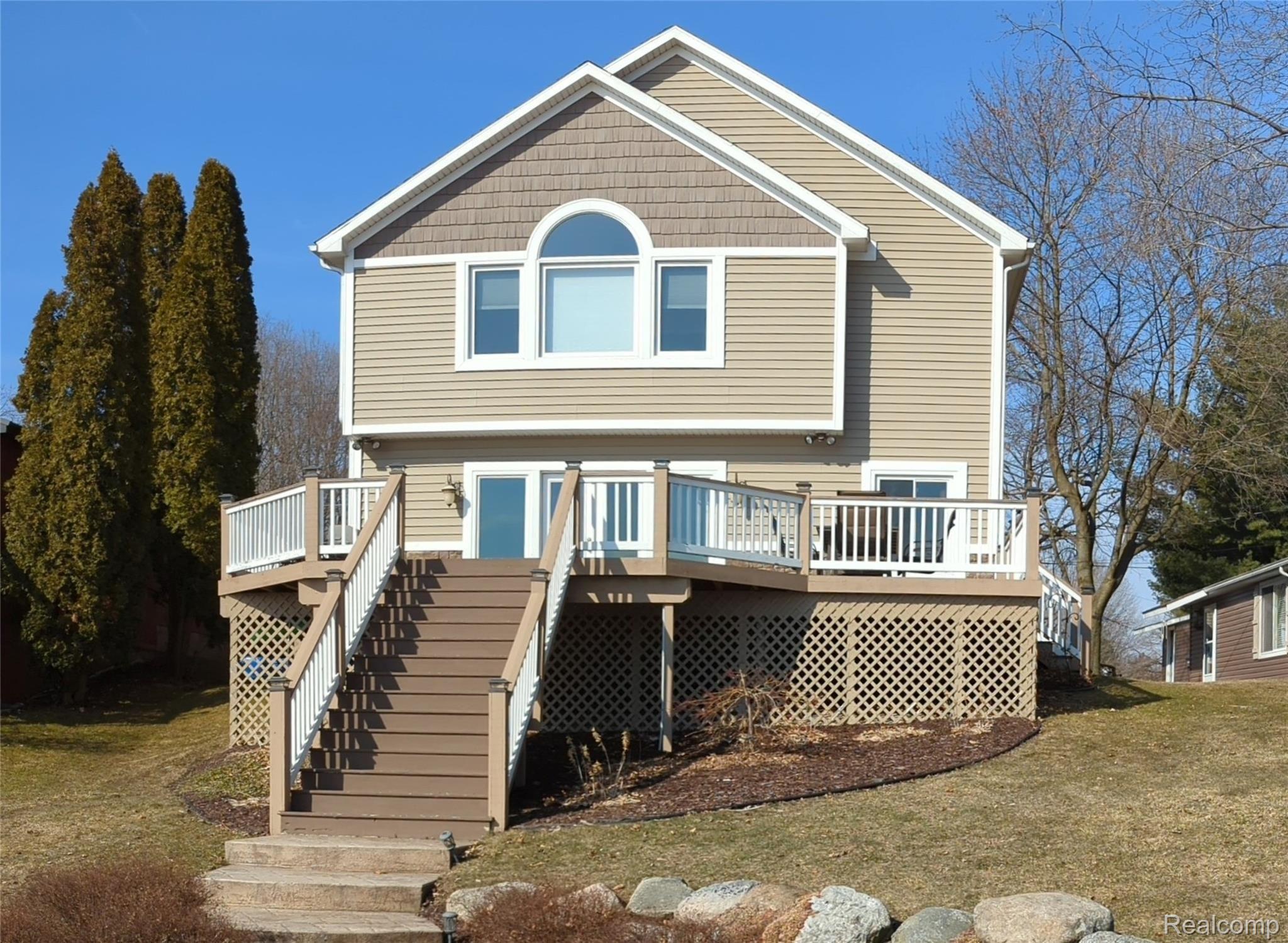 6010 Bullard Road Fenton, MI 48430 - Photo 37 of 39 Gorgeous Lakefront Home on Lake Tyrone