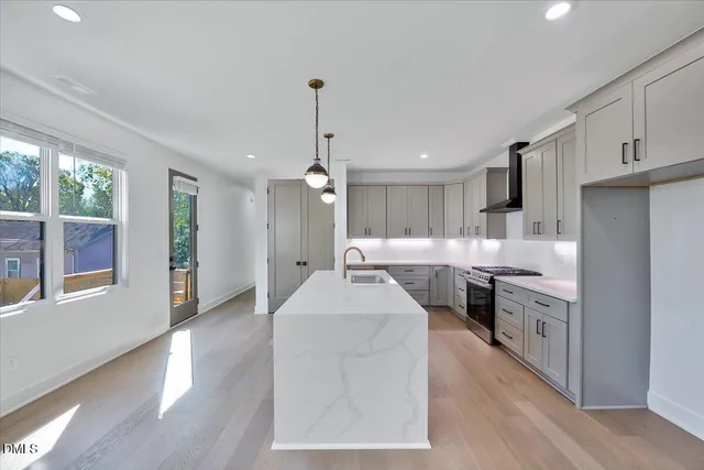 $535,000 | 732 Hopkins Street, Durham, NC 27701