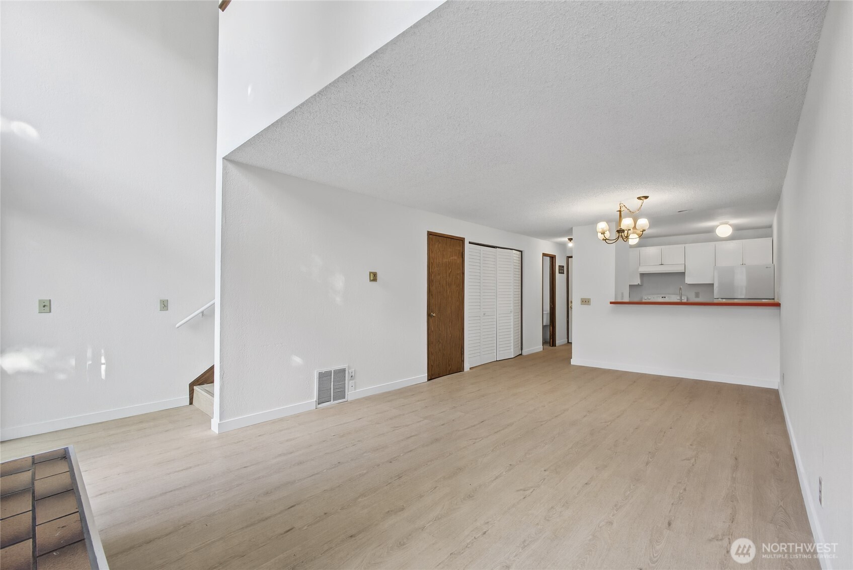 804 124th Street Southwest Everett, WA 98204 - Photo 8 of 40 Gallery Image 8