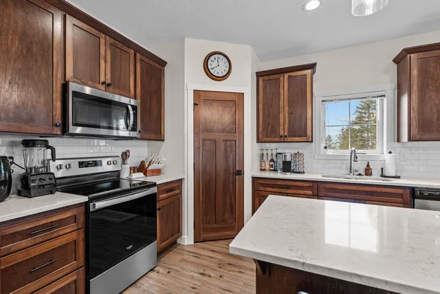 $375,000 | 300 Pine Drive, Hankinson, ND 58041