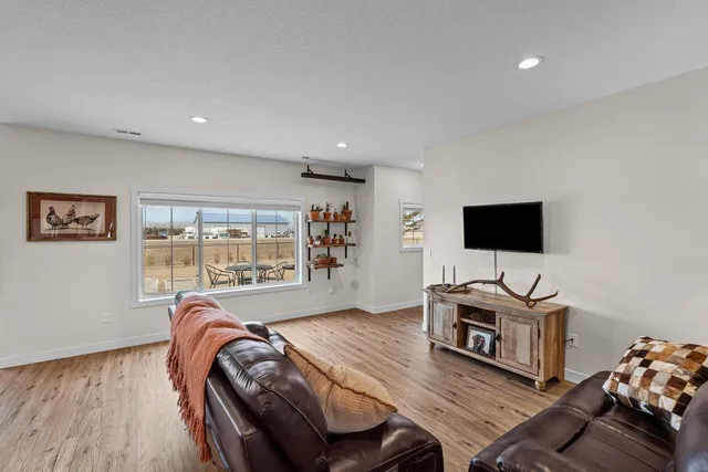 $375,000 | 300 Pine Drive, Hankinson, ND 58041