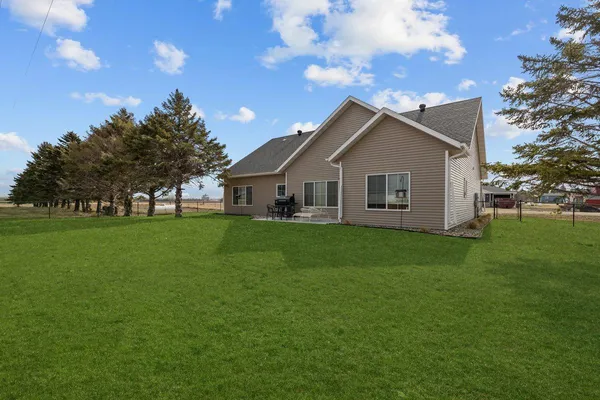 $375,000 | 300 Pine Drive, Hankinson, ND 58041