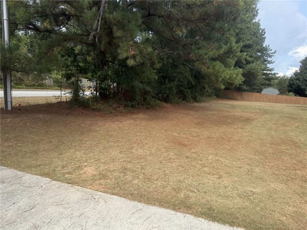 605 Ozora Road Loganville, GA 30052 - Photo 3 of 5 Gallery Image 3