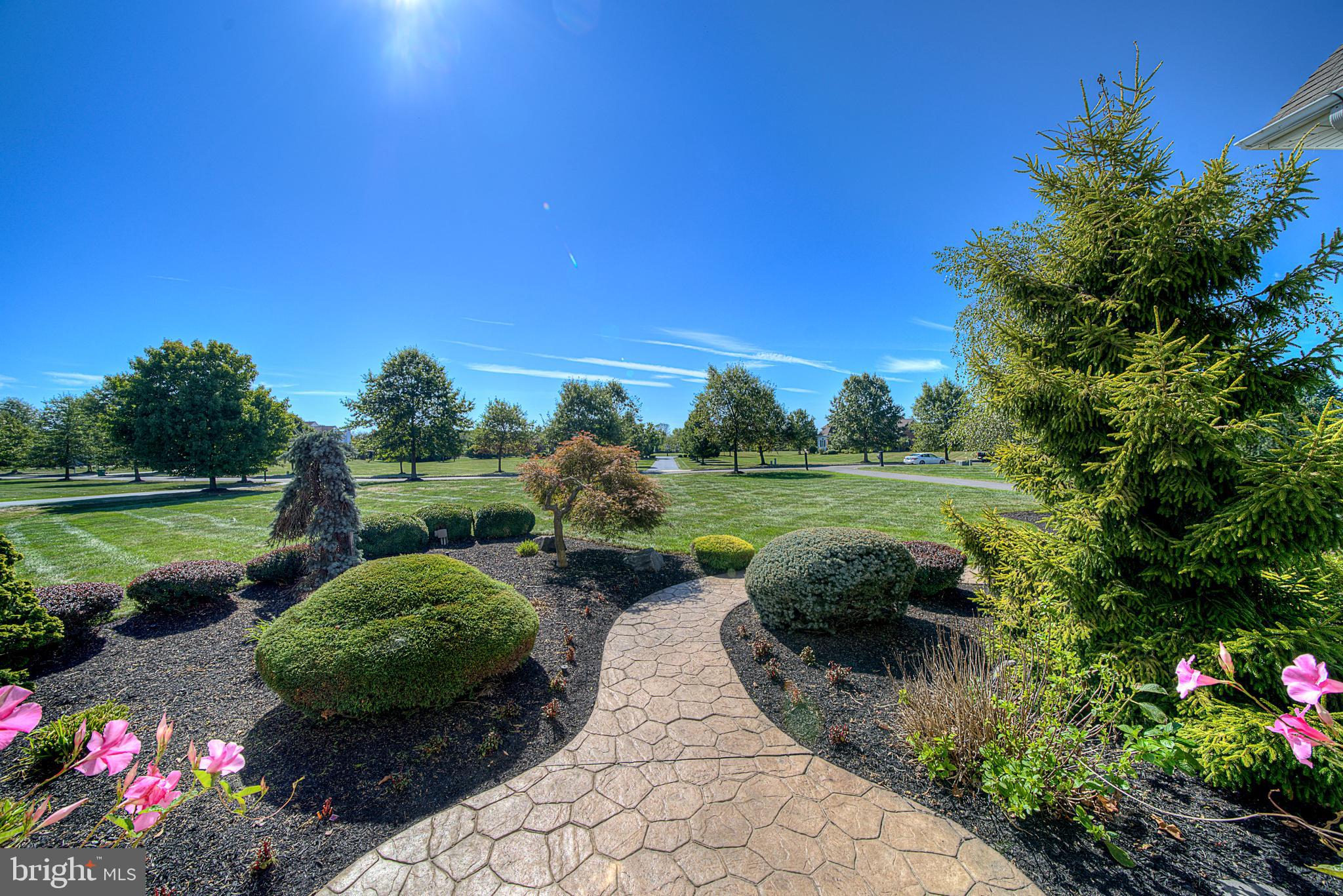 6 Hunters Ridge Drive Pennington, NJ 08534 - Photo 5 of 57 Front yard