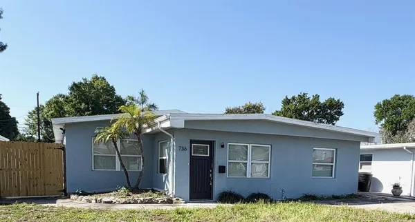 $3,200 | 736 86th Avenue North, St. Petersburg, FL 33702
