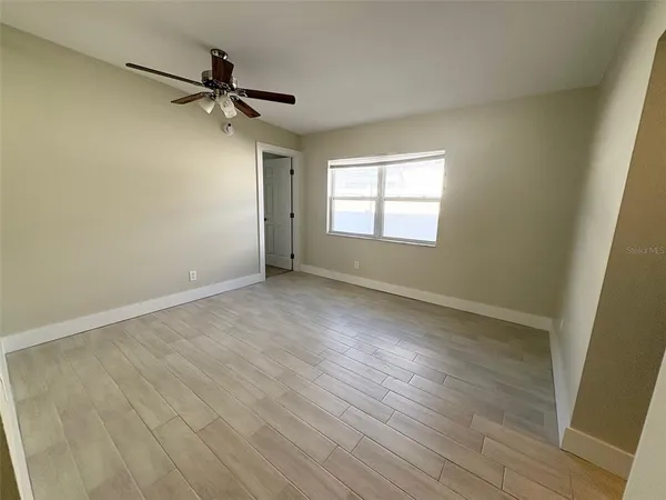 $3,200 | 736 86th Avenue North, St. Petersburg, FL 33702