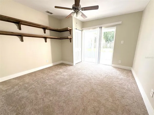 $3,200 | 736 86th Avenue North, St. Petersburg, FL 33702