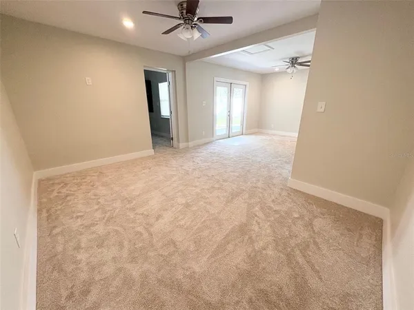 $3,200 | 736 86th Avenue North, St. Petersburg, FL 33702