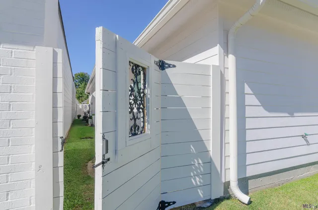 $338,500 | 6522 Silver Oak Drive, Baton Rouge, LA 70817