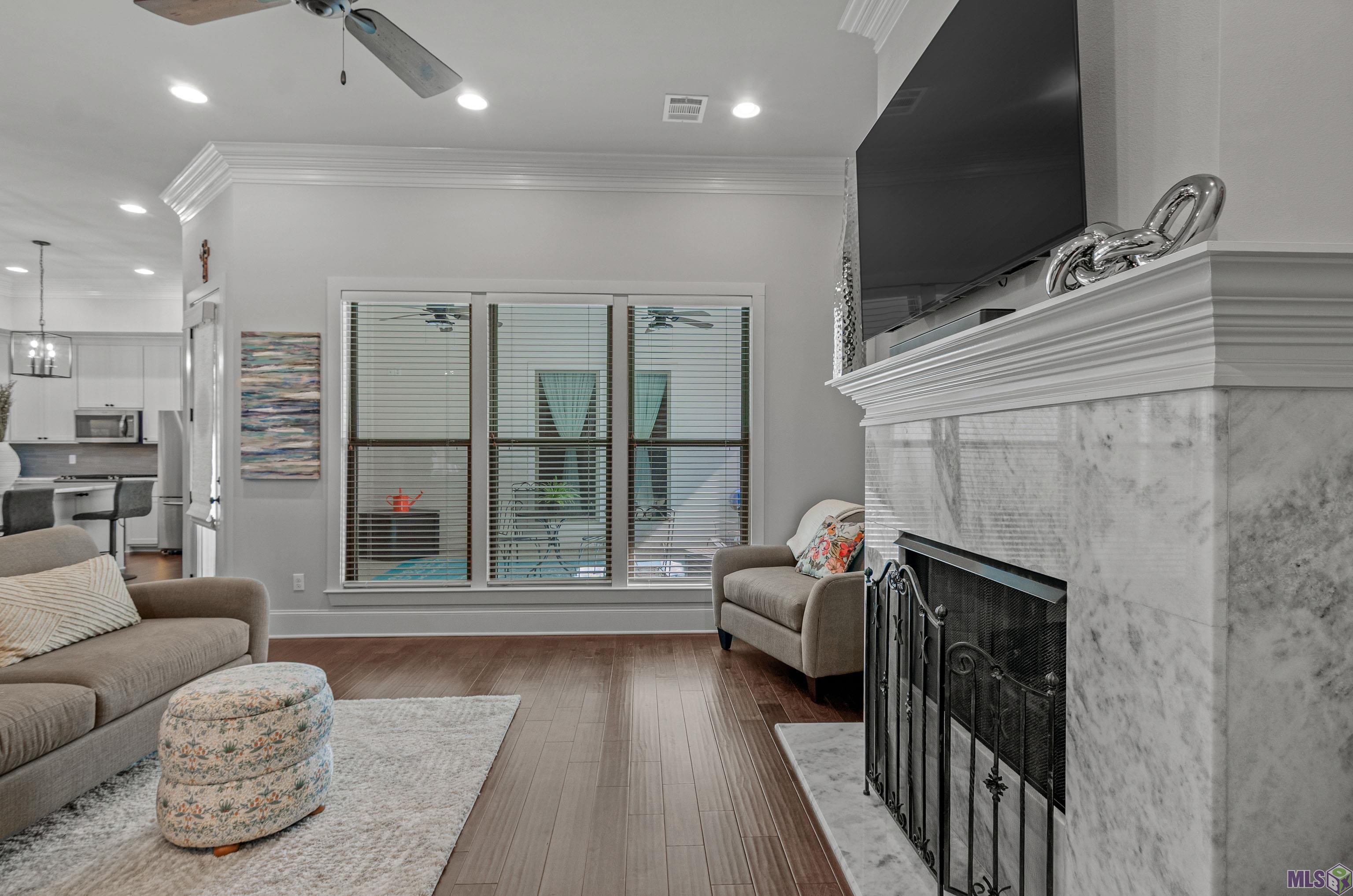 6522 Silver Oak Drive Baton Rouge, LA 70817 - Photo 2 of 19 Living Room View