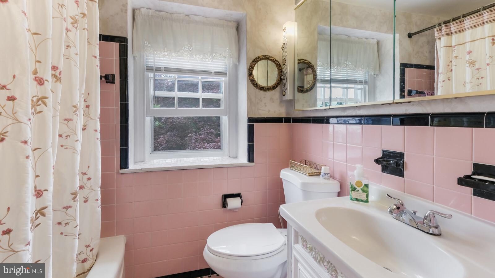 200 Pembroke Road Havertown, PA 19083 - Photo 20 of 28
