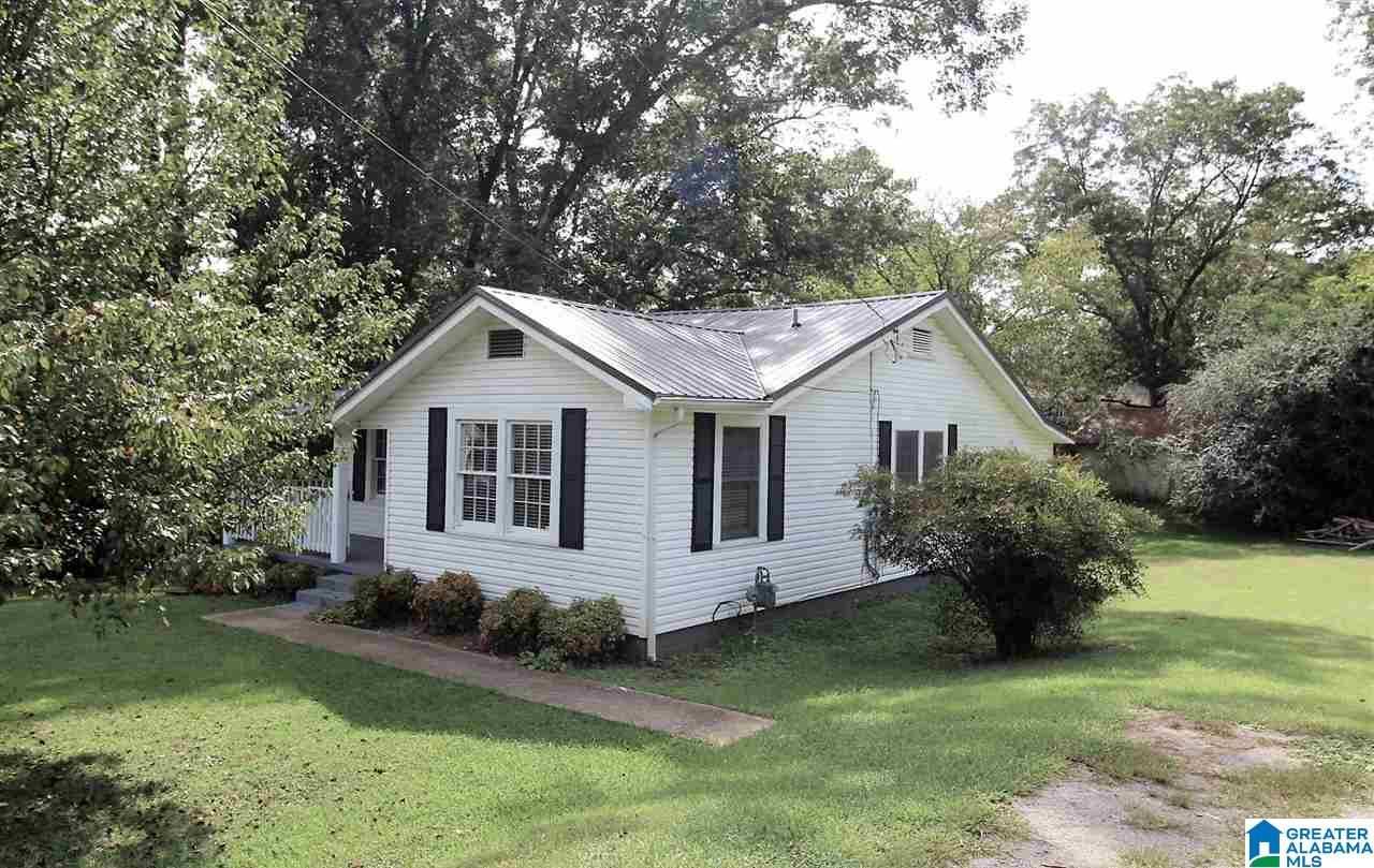 107 Honeysuckle Avenue Bessemer, AL 35023 - Photo 3 of 17