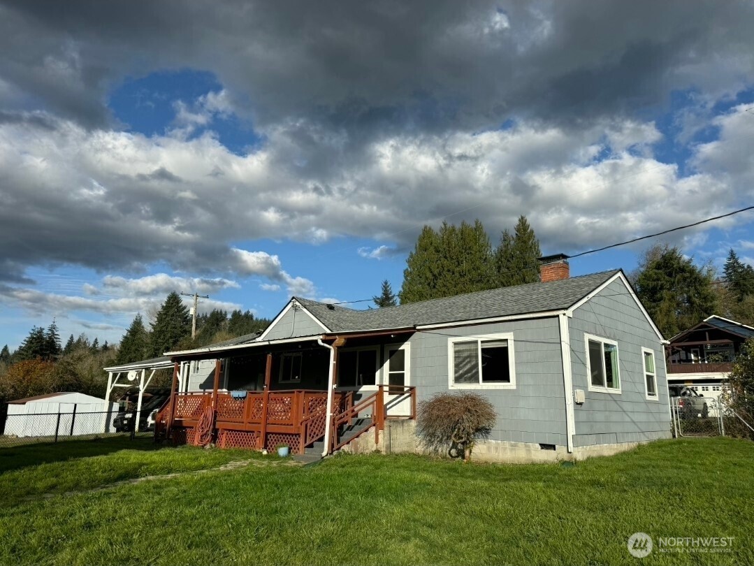 2201 Holcomb Loop Road Kelso, WA 98626 - Photo 21 of 22 Gallery Image 21