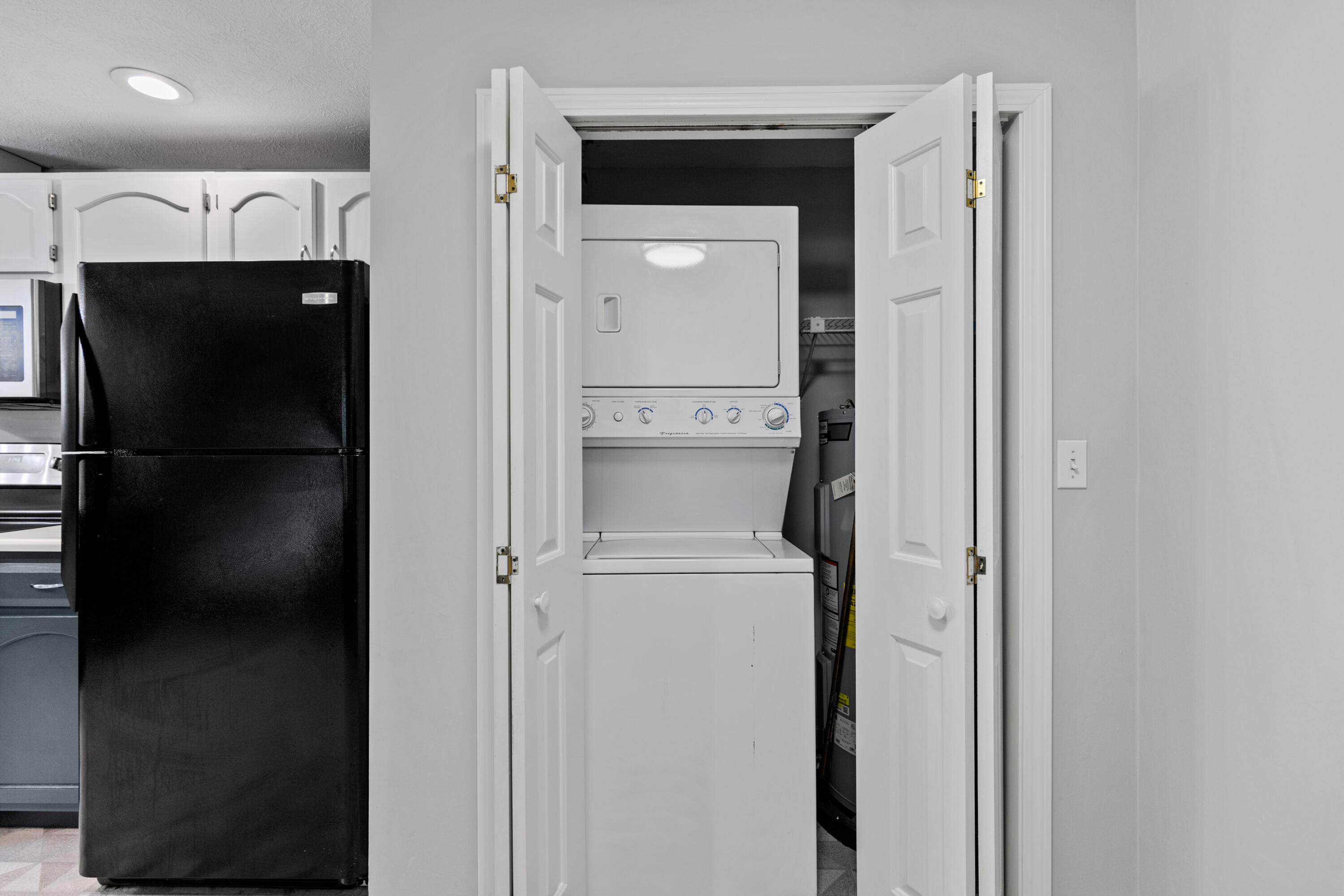39 Smithwheel Road, Unit 39 Old Orchard Beach, ME 04064 - Photo 7 of 19 Laundry