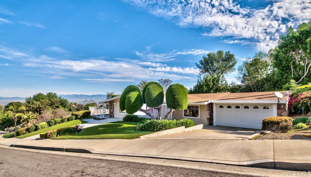 6100 Shaker Drive Riverside, CA 92506 - Photo 1 of 1