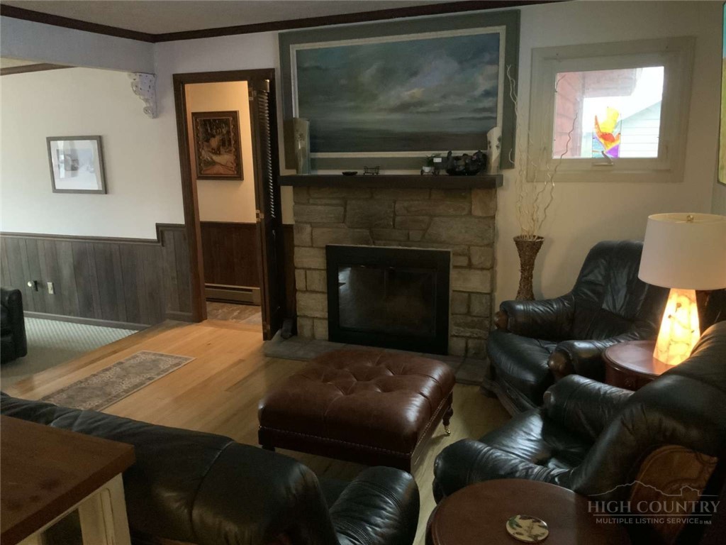 137 Maple Road Blowing Rock, NC 28605 - Photo 8 of 25