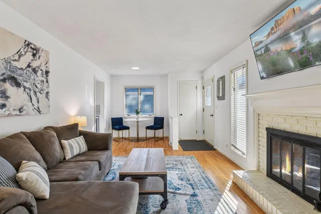 $350,000 | 2533 Oregon Avenue South, St. Louis Park, MN 55426