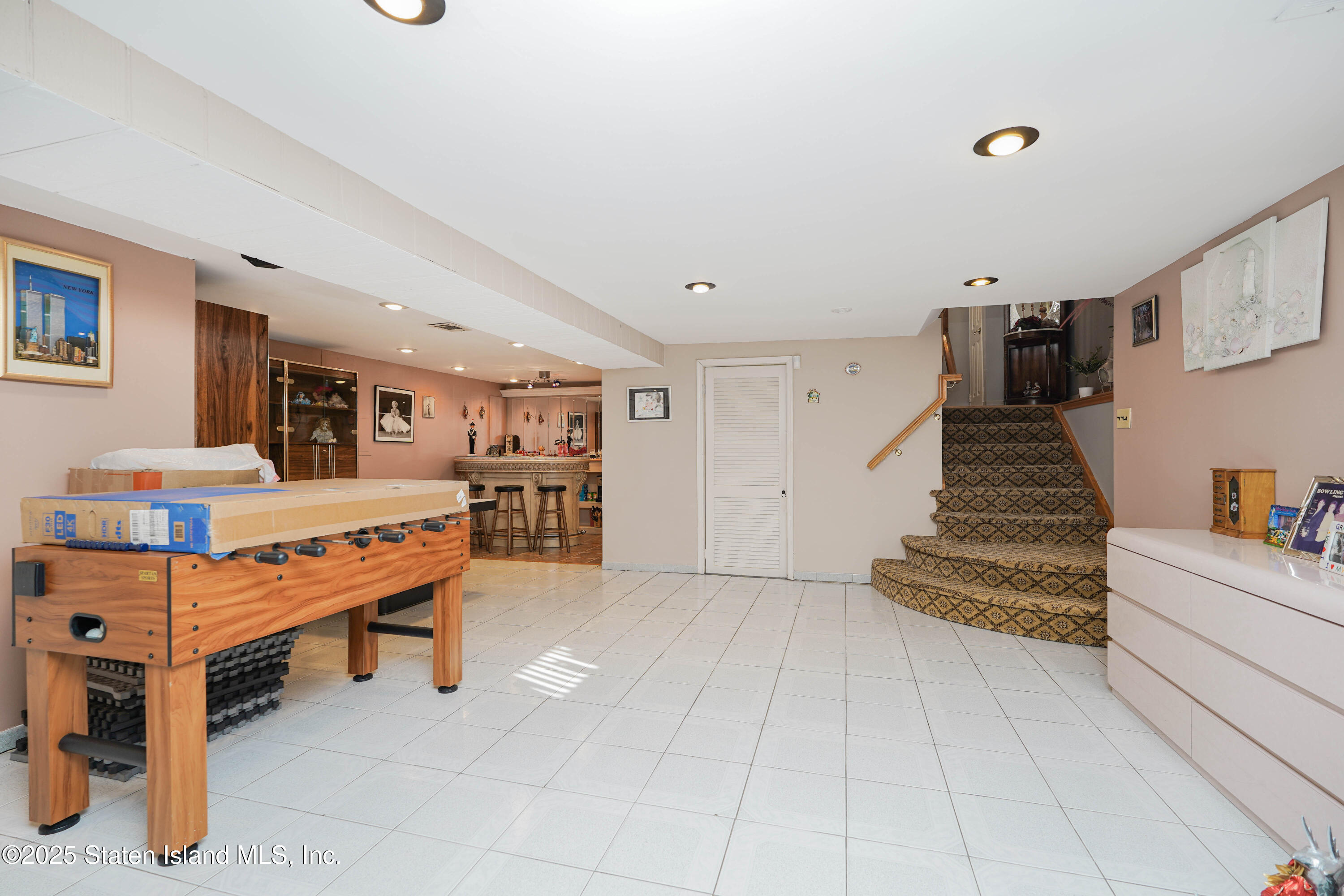 4685 Amboy Road Staten Island, NY 10312 - Photo 26 of 32 Basement